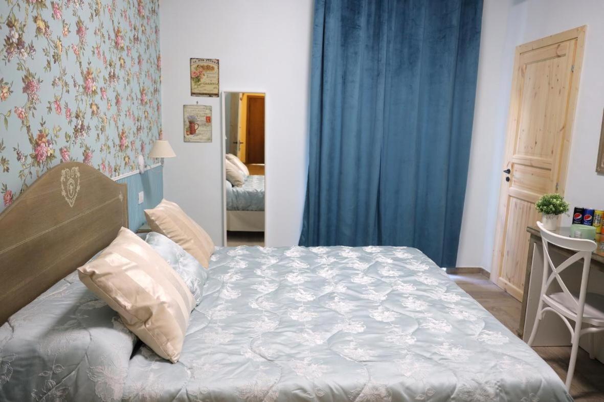 Airport Air Terminal 21 Apartment Naples